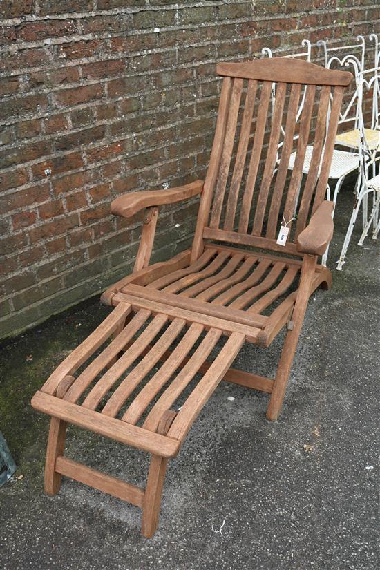 Steamer chair